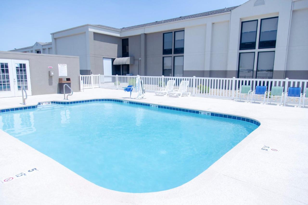 Holiday Inn Express Marshfield - Springfield Area By Ihg Exteriér fotografie