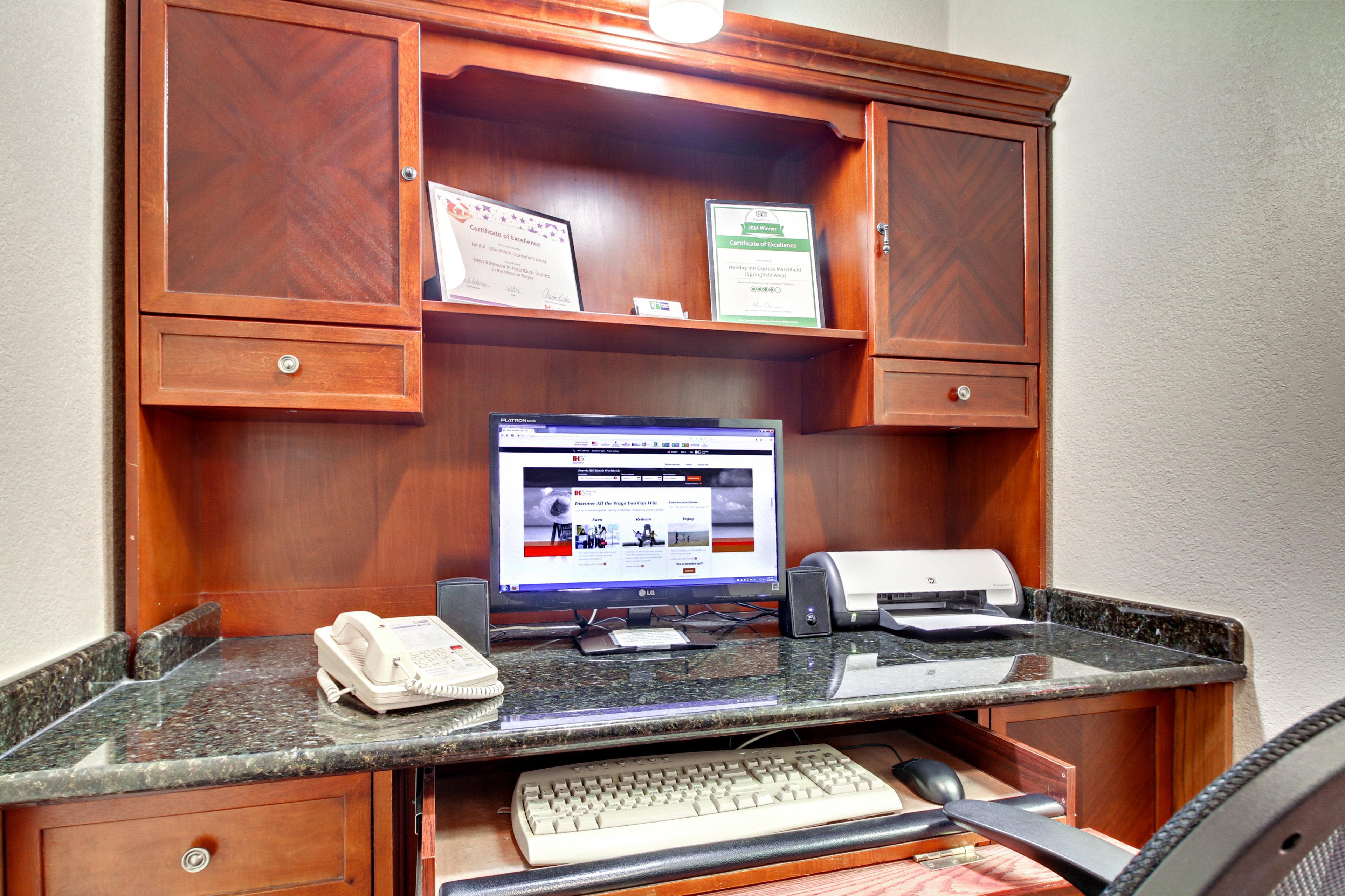 Holiday Inn Express Marshfield - Springfield Area By Ihg Exteriér fotografie
