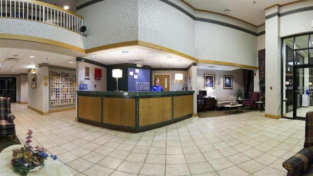Holiday Inn Express Marshfield - Springfield Area By Ihg Exteriér fotografie